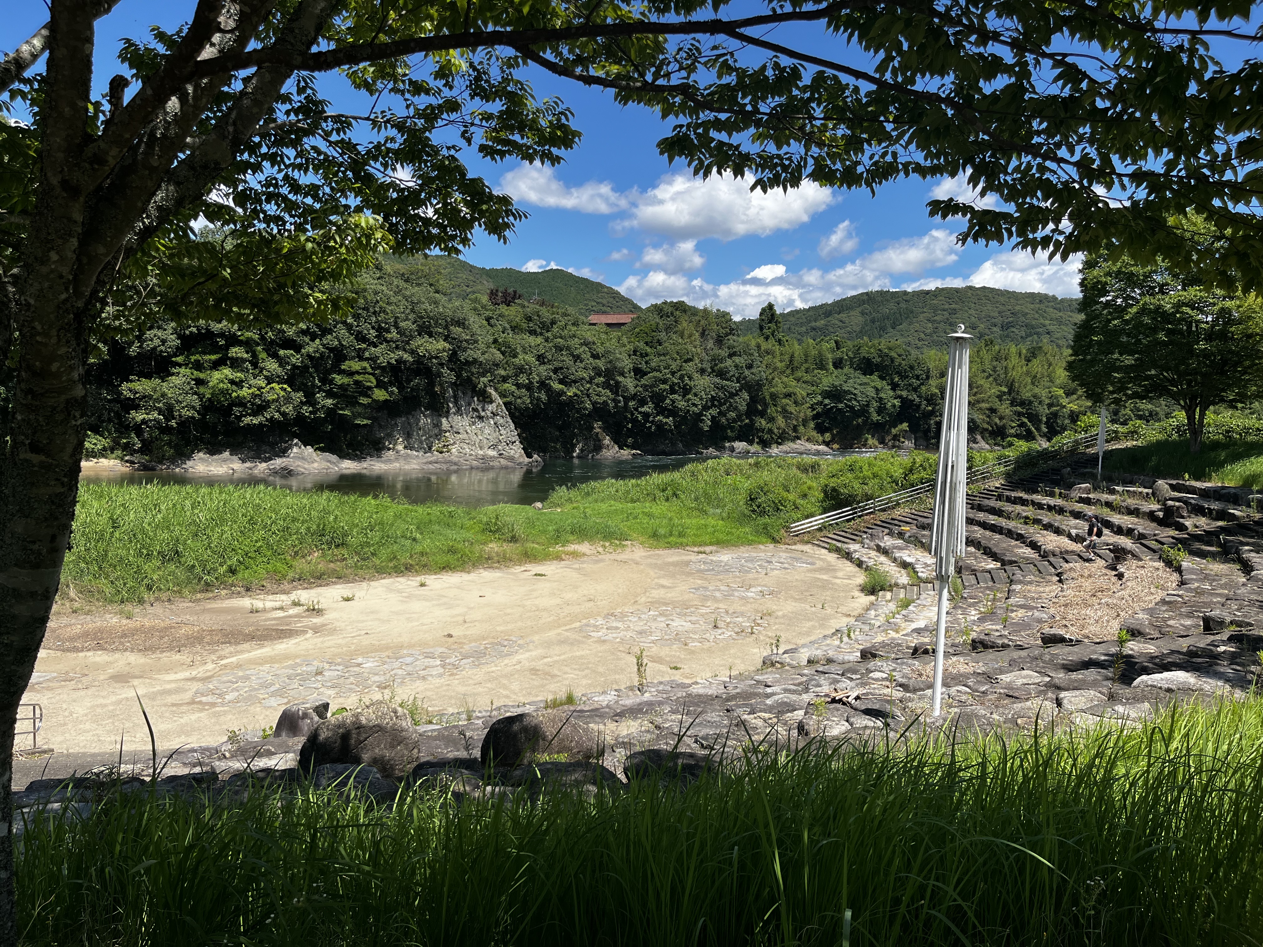 B27721D1-BFA3-4B2C-AC67-92E50117D615.jpg